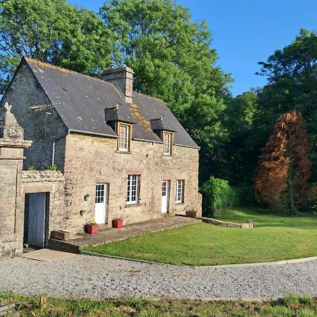 Holiday home Loge De La Saire Gonneville-Le Theil